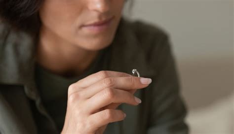 10 Reasons Why Some Women Feel Regret After Marriage - lifeberrys.com