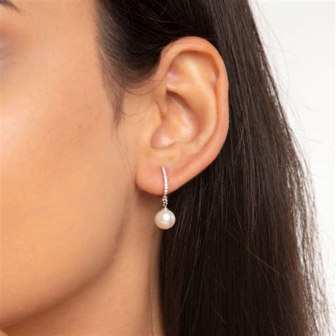 Pearl Line (Pearl Hoop Earrings) – Krishna Pearls