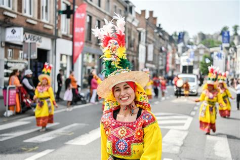 Le traditionnel Corso de Jambes a attiré les amoureux du folklore pour ...