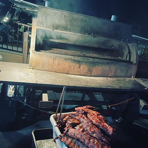 Mr BBQ at Mystic Oak Golf Course menus in Waterloo, Illinois, United States