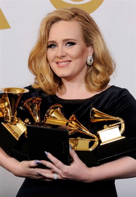 TVL: Adele Laurie Blue Adkins & Seus Recordes