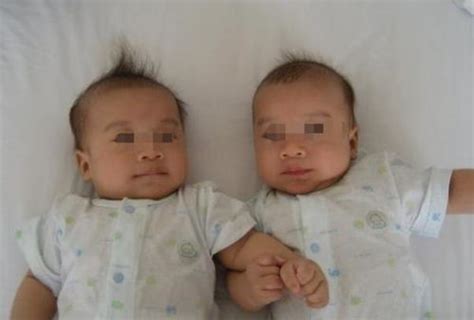 双胞胎女孩起名方法155个 - 快思网