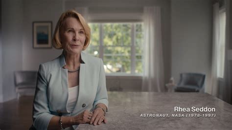 Dramatic Interview Shot 的图像结果