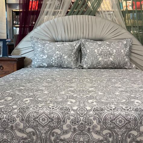 Seevo - Satin Pillow Covers | Cushion Covers | Bedsheets and more ...