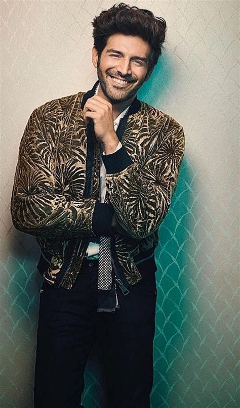 Winter Look Inspiration From Kartik Aryan