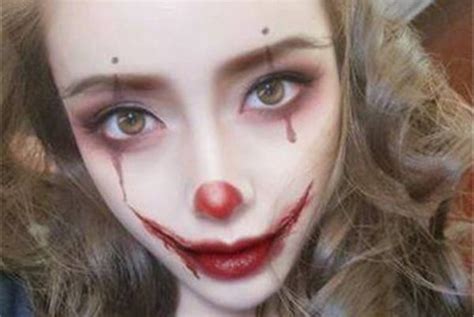 重庆女孩最美鬼脸贼恐怖了 一个吓人视频前面很正常后面突然出现一个鬼脸_5d明星网