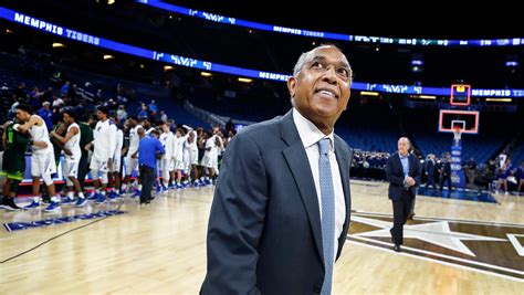 Tubby Smith, former Memphis Tigers basketball coach, hired by High Point