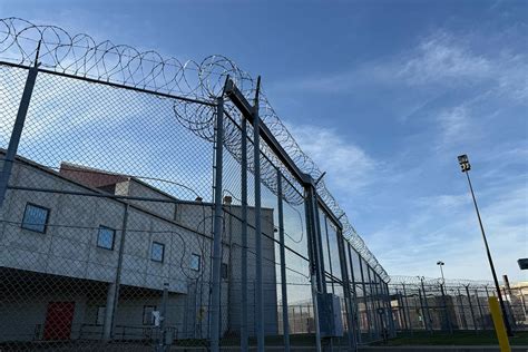 Iowa decides against privatizing prison medical care after major staff ...