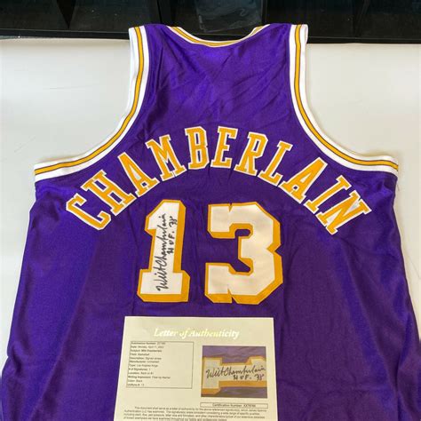 Wilt Chamberlain "Hall Of Fame 1978" Signed 1971 Los Angeles Lakers ...