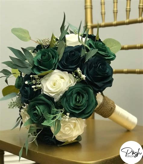 Emerald Green Bridal Bouquet: Hunter Green Roses, Eucalyptus & Baby's ...