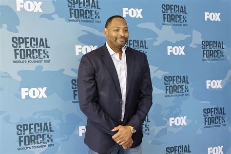 Robert Horry Keeps 7 NBA Championship Rings in Safe Box: 'I'm the Only ...