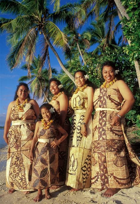 Tonga People: Malawi’s Lake Dwellers and Their Distinctive Paddle Dances