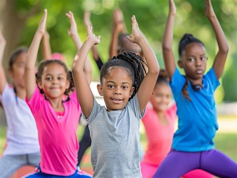 Kids Doing Sports 的图像结果