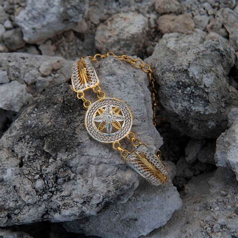 Buy Golden Rakhi Bracelet online - Rakhi Collection Silver Linings ...