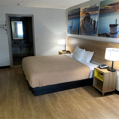 DAYS INN BY WYNDHAM BARNWELL - Motel Reviews, Photos, Rate Comparison ...