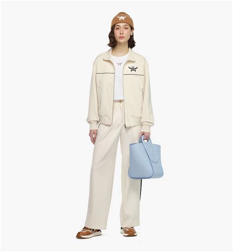 Large Mode Travia Shoulder Bag in Spanish Nappa Leather Blue | MCM ®CN