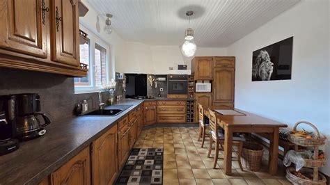 Maison individuelle pleine de charme avec chambre et salle de bains au ...