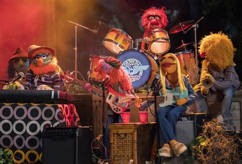 'The Muppets Mayhem' Creators on The Electric Mayhem's Backstories