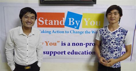 Street Vendor Helps Poor to Learn English and Japanese