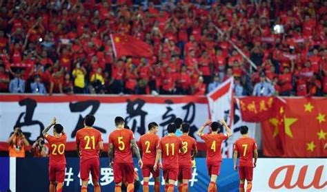 唏嘘,日本足球最新消息引球迷感慨：中国男足能看到他们的尾灯吗|中国男足|国奥队|中国国家队_新浪新闻