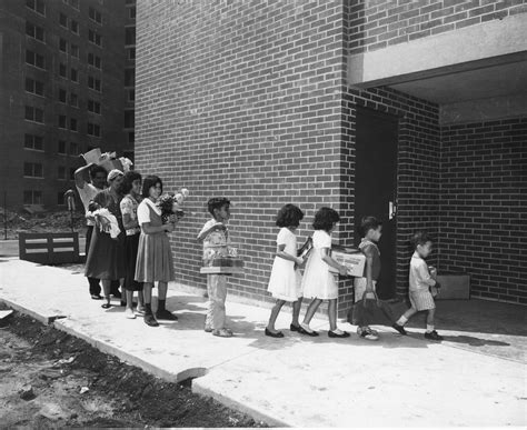 Henry Horner Homes Inside