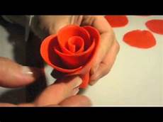 come fare i fiori con la pasta di zucchero come fare una rosa con la pasta di zucchero cakemania it come fare i fiori con la pasta di zucchero come fare una rosa con la pasta di zucchero cakemania it