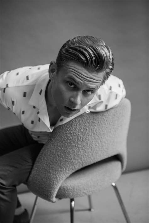 Billy Magnussen — Biografi Aktor, Film, Penghargaan & Fakta