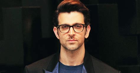 After Pledging His Eyes On Birthday, 'Kaabil' Star Hrithik Roshan To ...