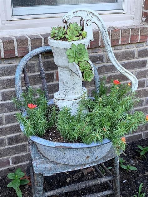 29 Unique Flower Pots ideas in 2025 | flower pots, unique flower pots ...