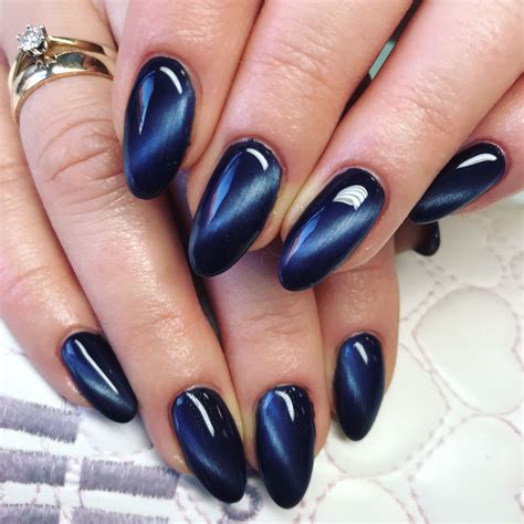 cat eye nail design ideas
