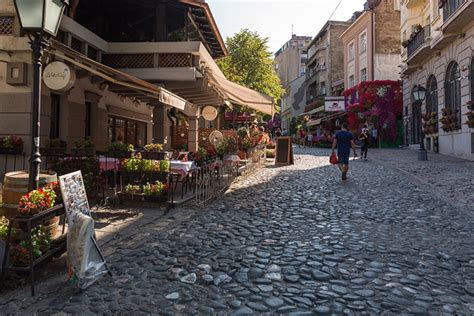 Belgrade's Skadarlija - from a bohemian quarter to an ethnic-style ...