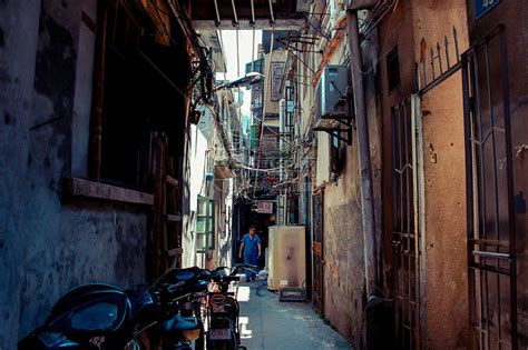 上海某小巷子高清图片下载-正版图片500703845-摄图网