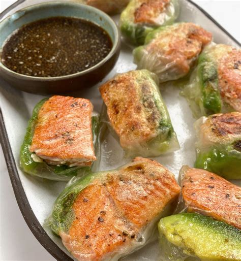 Salmon avocado crispy rice paper rolls – Artofit