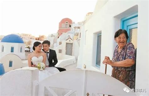 囍！外国新人涌向希腊岛屿办婚礼，梦幻岛圣托里尼成最佳求婚地 - 希华时讯 － greekreporter.com