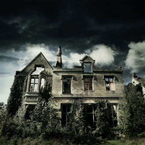 Is this place haunted? Science can explain that unsettling feeling you ...