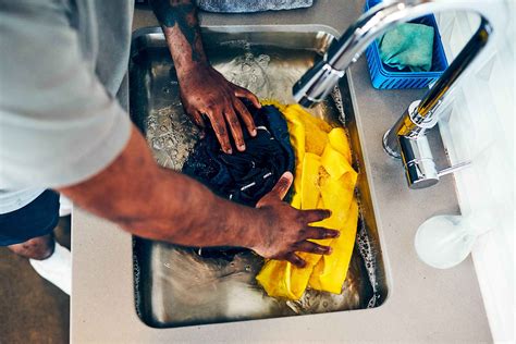 How to Hand Wash Clothes. Nike.com