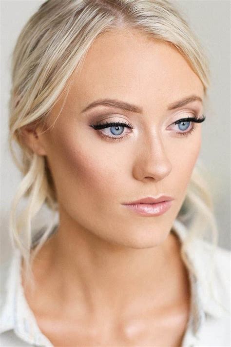bridesmaid makeup blue eyes
