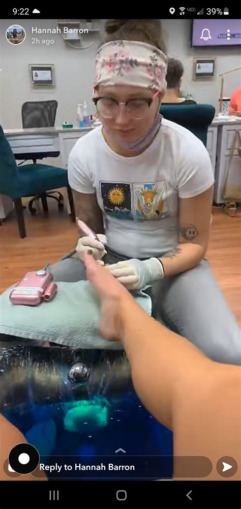 Hannah Barron's feet