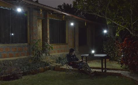 SPARKEL 12V 6W x 2 DCV B22 Holder Solar LED Bulbs (SPLEDB-502B22, White ...