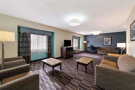 Baymont by Wyndham Elizabeth City | Elizabeth City, NC Hotels
