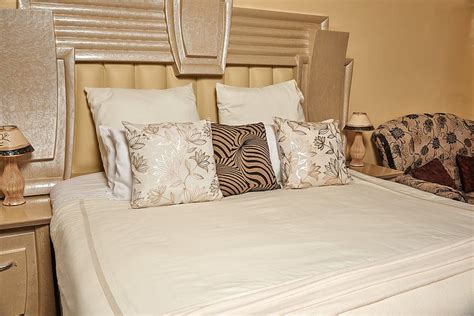 MUFARO WENYASHA MOUNTAIN LODGE (Gweru) - Hotel Reviews & Photos ...