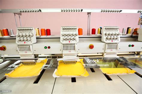 Automatic Sewing Machine 的图像结果