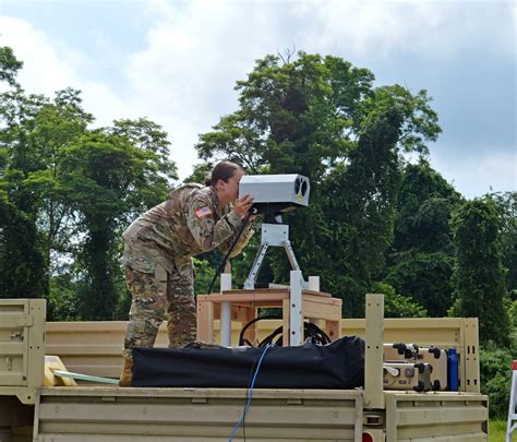 Army seeks to minimize command posts’ electronic signature, avoid ...