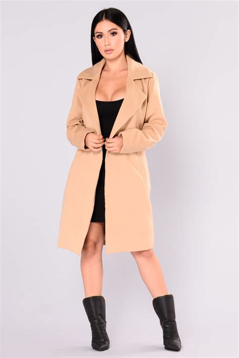 continuare Corrispondente Cielo trench coat fashion nova Decrepito ...