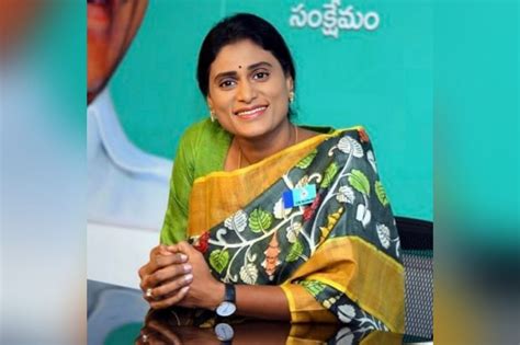 Is Sharmila planning to merge YSRTP with Congress? Speculations rife ...