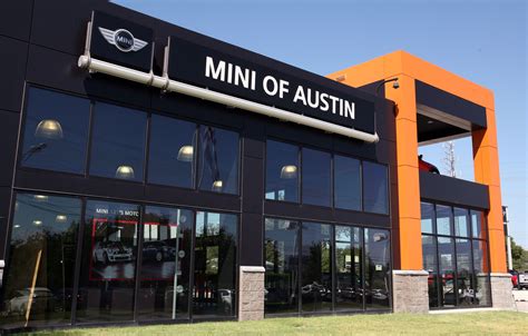 Penske Q2 earnings: Net income falls 20% | Automotive News