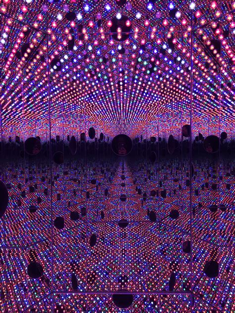 Yayoi Kusama Infinity Mirror Room