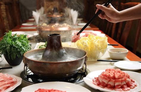 老北京铜锅涮肉，全国火锅里的“异类”？ - 知乎