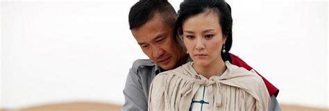 冯丽丽，影视女演员，被誉为“气质女神”
