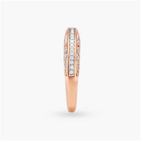 Incomparable Diamond Finger Ring